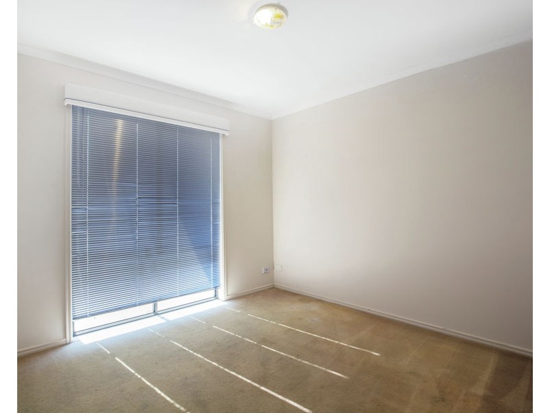 37 Crestwood Drive, Molendinar QLD 4214