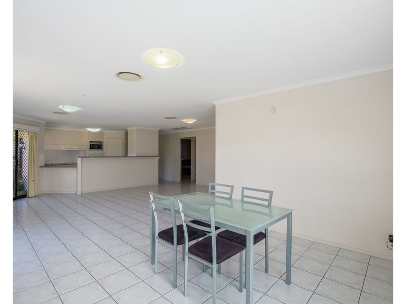 37 Crestwood Drive, Molendinar QLD 4214