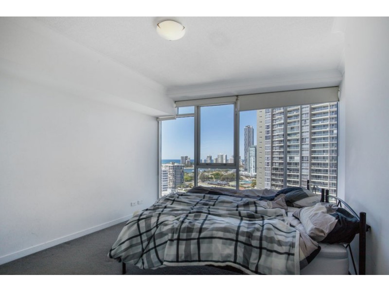 21502 56 Lawson Street, Southport QLD 4215