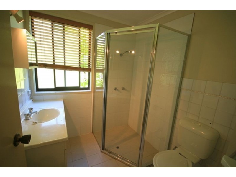 16 Andrews Street, Southport QLD 4215