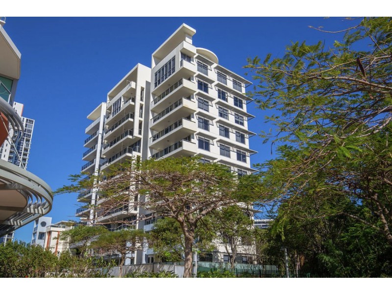 3 Como Crescent, Southport QLD 4215