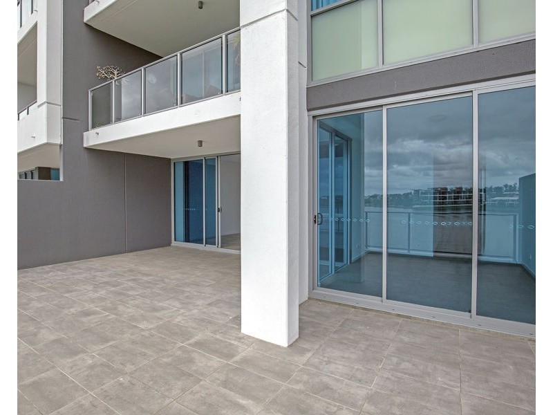 2105/397 Christine Avenue, Varsity Lakes QLD 4227