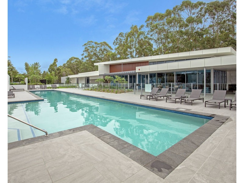 2105/397 Christine Avenue, Varsity Lakes QLD 4227