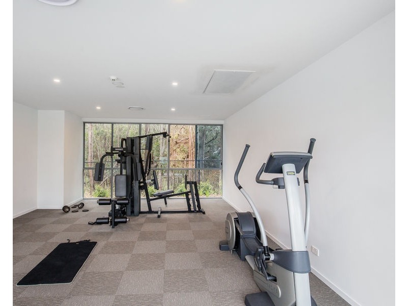 2105/397 Christine Avenue, Varsity Lakes QLD 4227