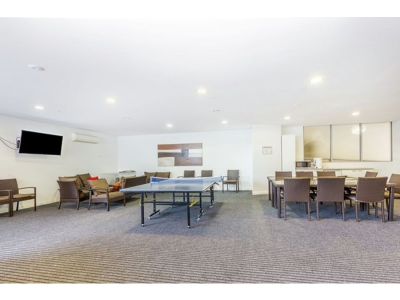 2 Aqua Street, Southport QLD 4215