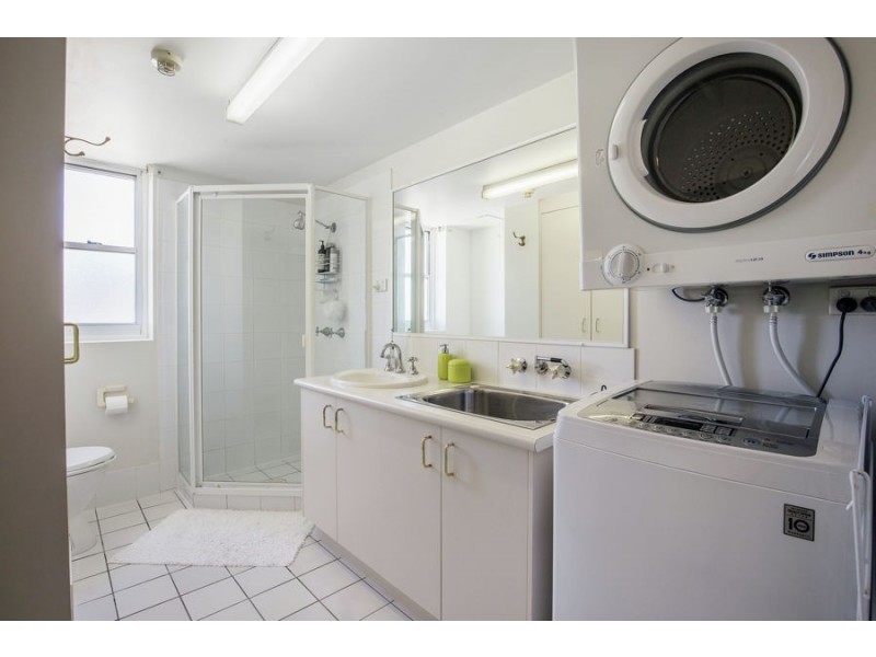 30 Marine Parade, Southport QLD 4215