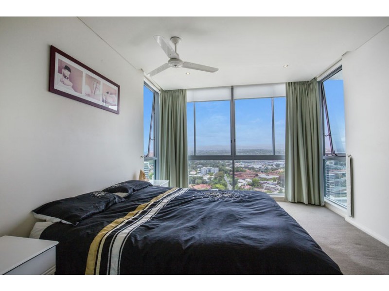 2902/1 Como Crescent, Southport QLD 4215