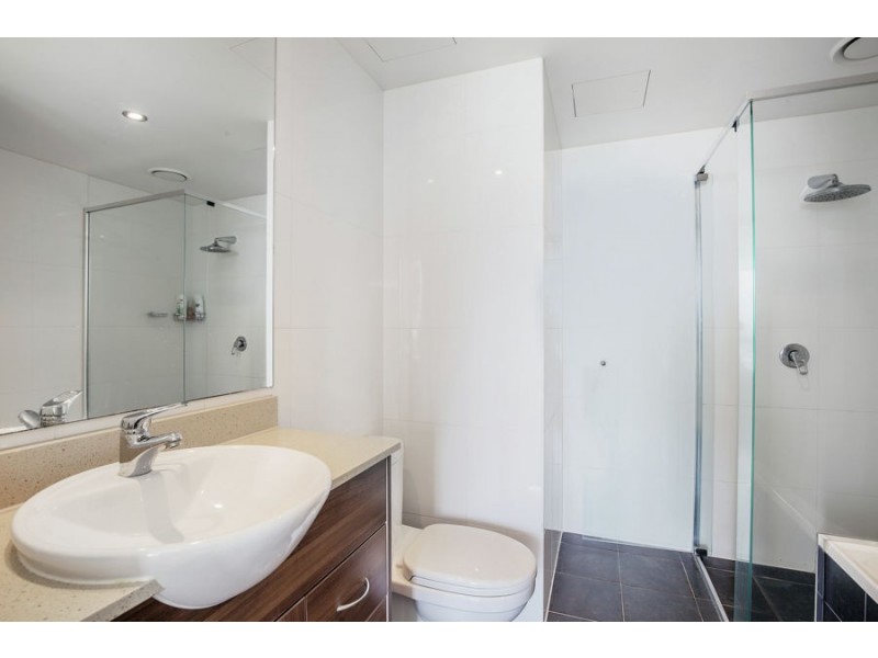 2902/1 Como Crescent, Southport QLD 4215