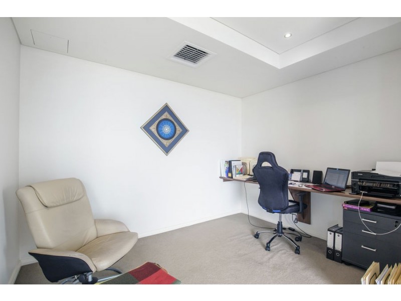 2902/1 Como Crescent, Southport QLD 4215