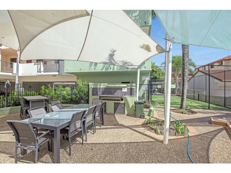 132 Marine Parade, Southport QLD 4215