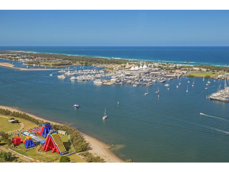 2 Como Street, Southport QLD 4215