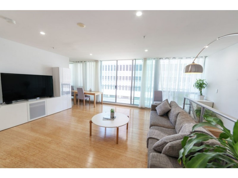 517/1 Como Crescent, Southport QLD 4215