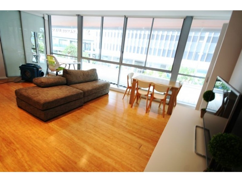 517/1 Como Crescent, Southport QLD 4215