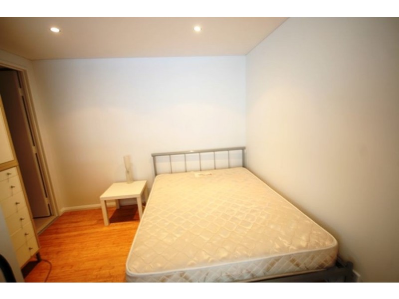 517/1 Como Crescent, Southport QLD 4215