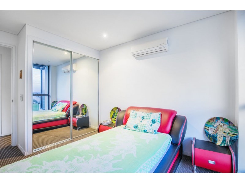 707/2 Aqua Street, Southport QLD 4215