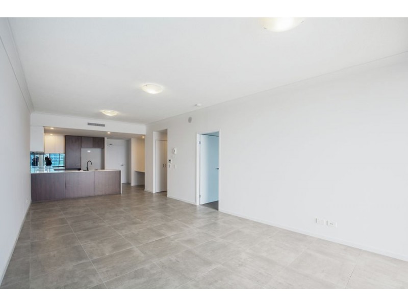 2105/397 Christine Avenue, Varsity Lakes QLD 4227