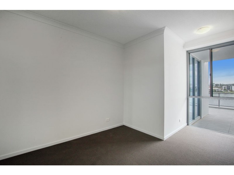 2105/397 Christine Avenue, Varsity Lakes QLD 4227