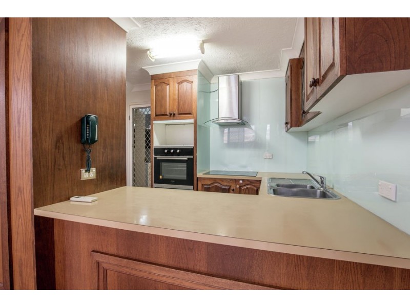 51 Bauer Street, Southport QLD 4215