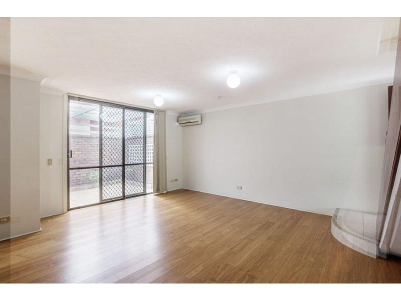 51 Bauer Street, Southport QLD 4215