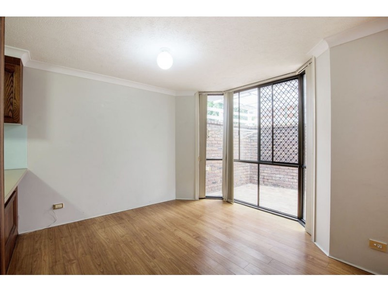 51 Bauer Street, Southport QLD 4215