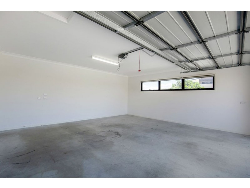 76 North View Street, Hope Island QLD 4212