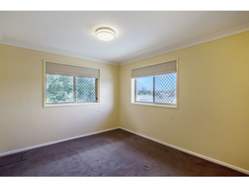 14-16 Spendelove Avenue, Southport QLD 4215