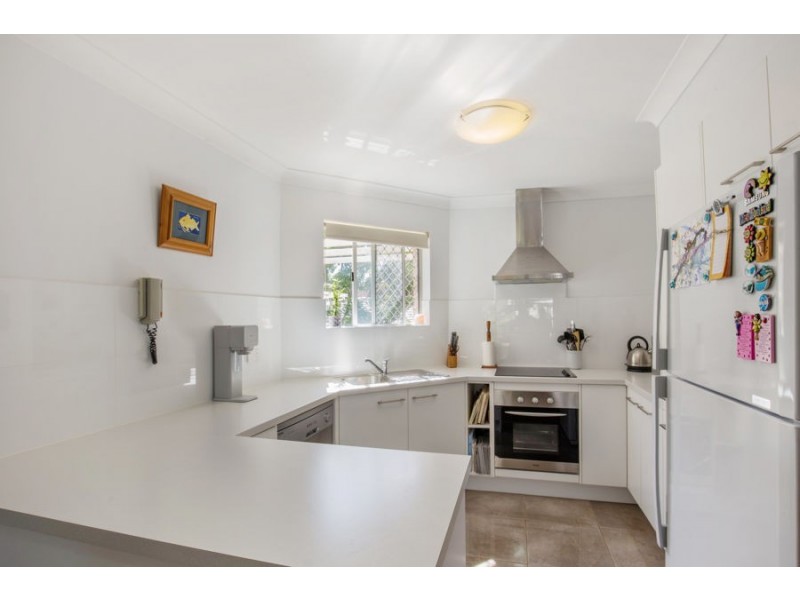 19 Heath Street, Southport QLD 4215