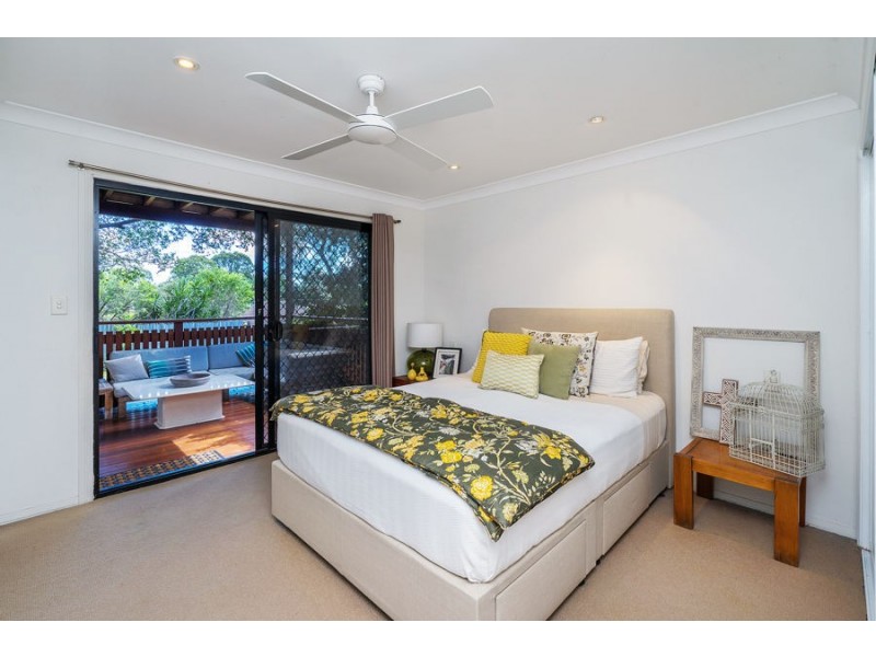 118 Wilson Street, Labrador QLD 4215