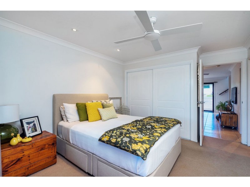 118 Wilson Street, Labrador QLD 4215