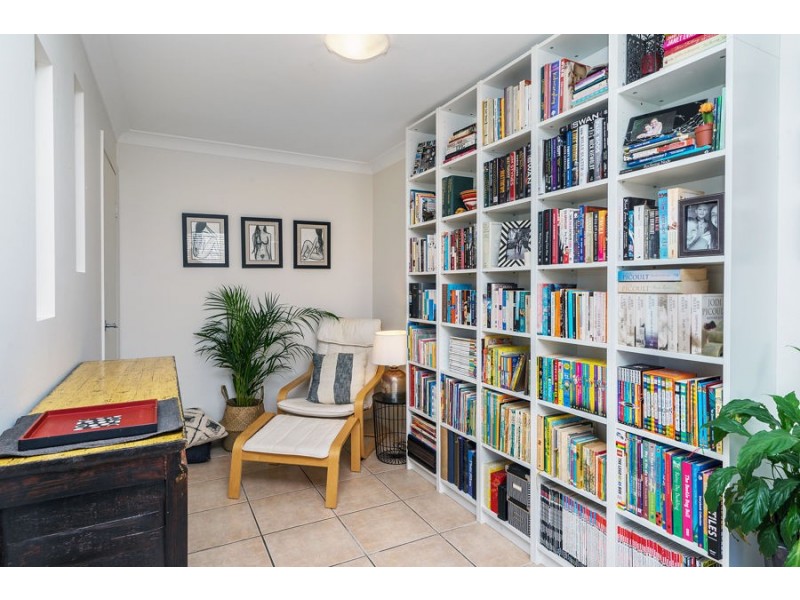 118 Wilson Street, Labrador QLD 4215