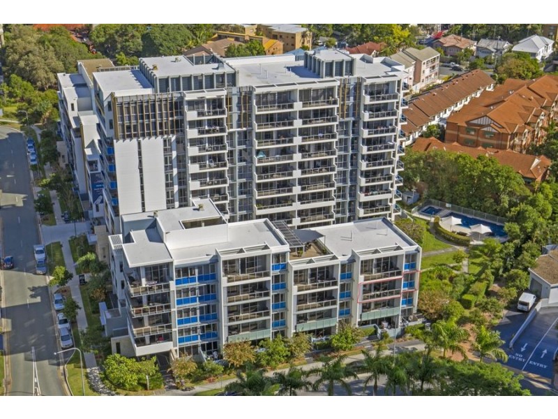 6 Aqua Street (Regatta), Southport QLD 4215