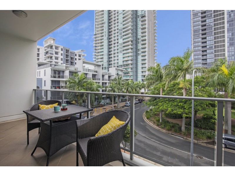 6 Aqua Street (Regatta), Southport QLD 4215