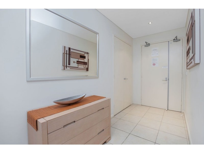 2805/1 Como Crescent, Southport QLD 4215