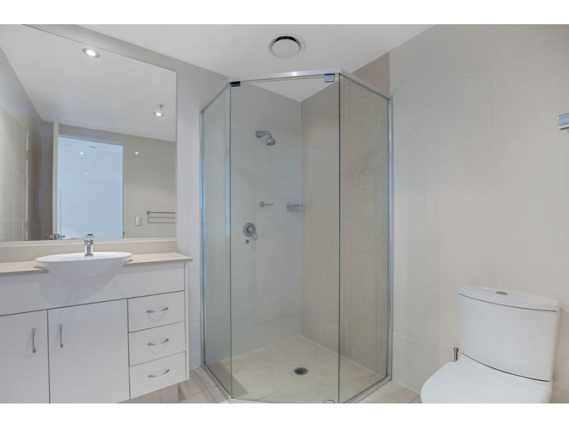 2805/1 Como Crescent, Southport QLD 4215