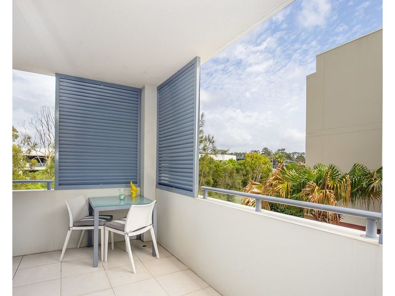 118/1-7 Moores Crescent, Varsity Lakes QLD 4227