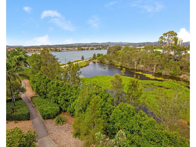 118/1-7 Moores Crescent, Varsity Lakes QLD 4227