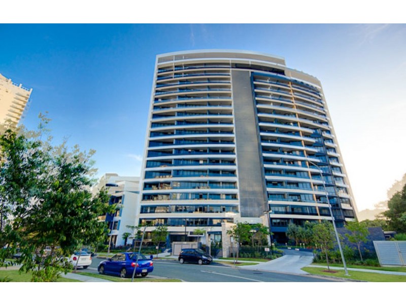 2 Aqua Strteet (Portia), Southport QLD 4215