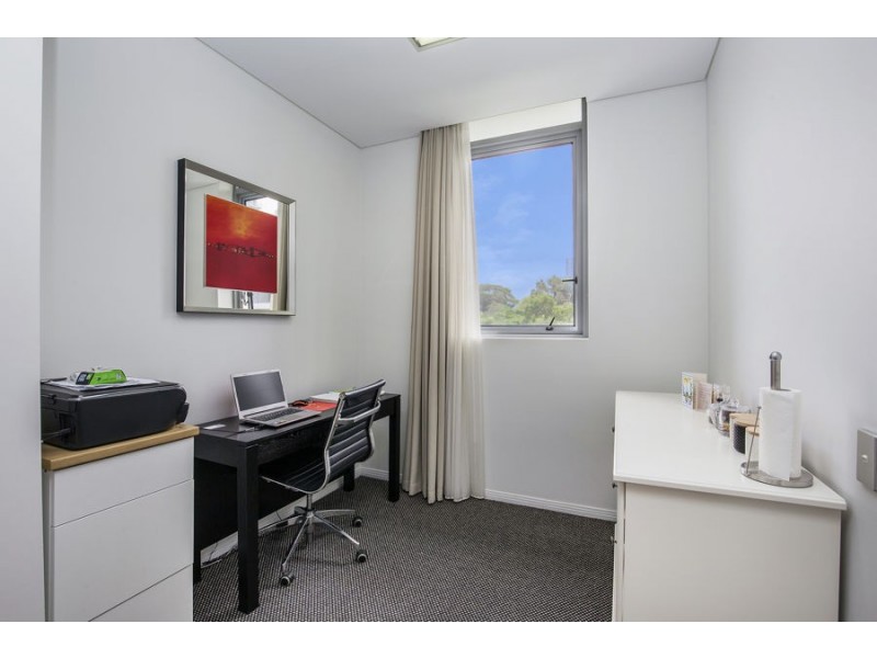 511/6 Aqua Street, Southport QLD 4215