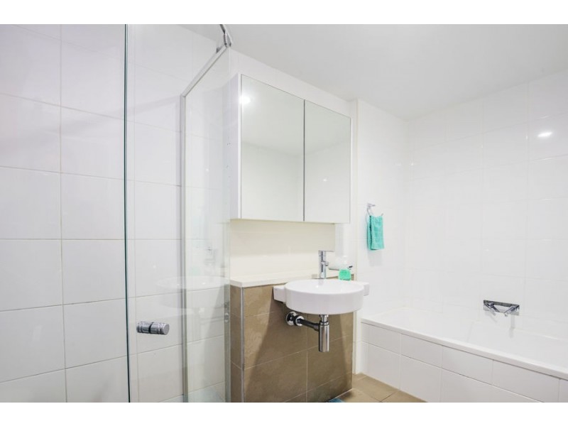 511/6 Aqua Street, Southport QLD 4215