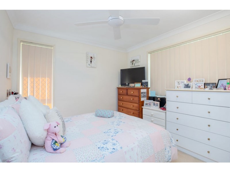 3/2 Brown Street, Labrador QLD 4215