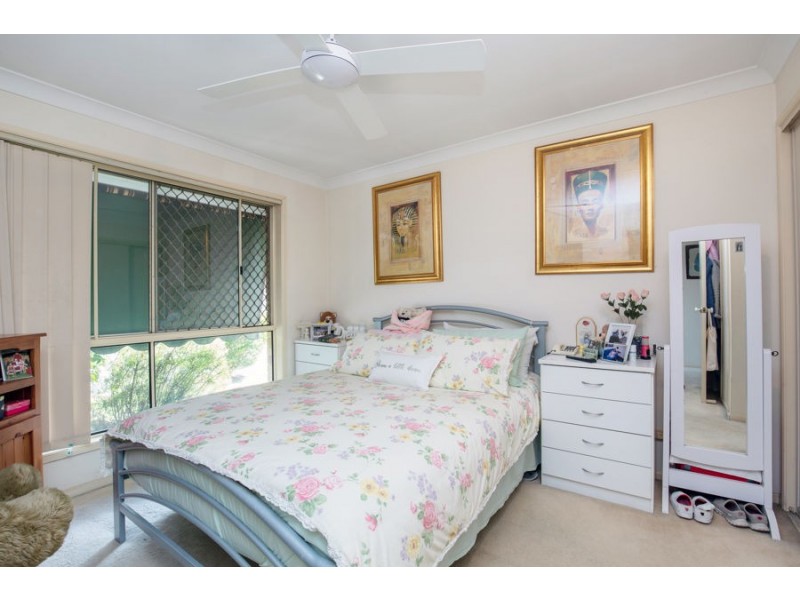 3/2 Brown Street, Labrador QLD 4215