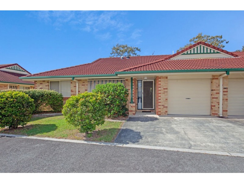 3/2 Brown Street, Labrador QLD 4215