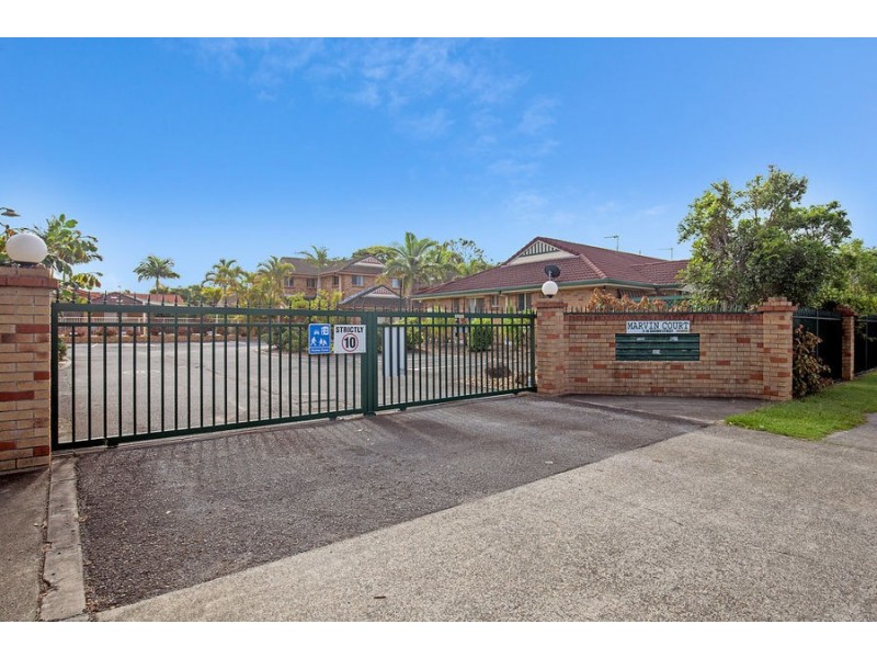 3/2 Brown Street, Labrador QLD 4215