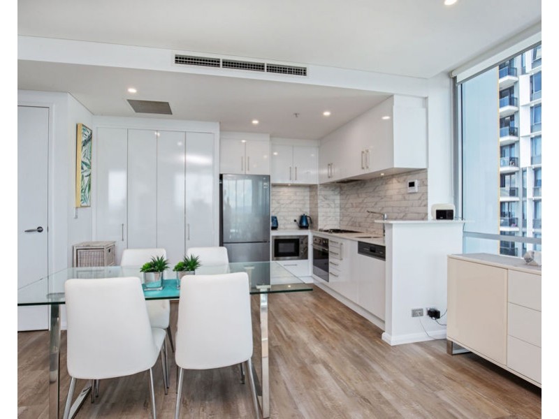 1808/1 Como Crescent, Southport QLD 4215