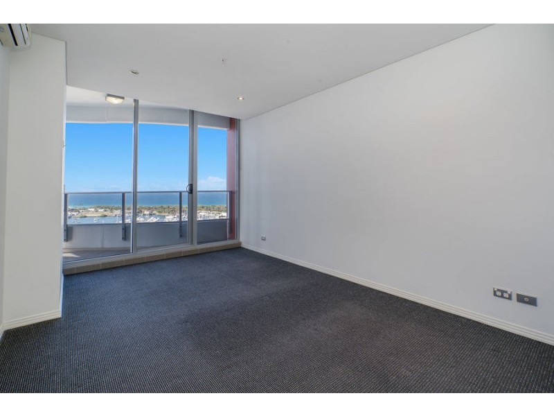2703/4 Como Crescent, Southport QLD 4215
