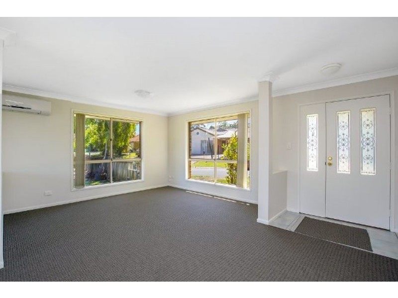 11 County Lane, Merrimac QLD 4226