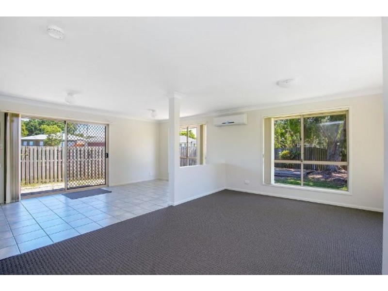 11 County Lane, Merrimac QLD 4226