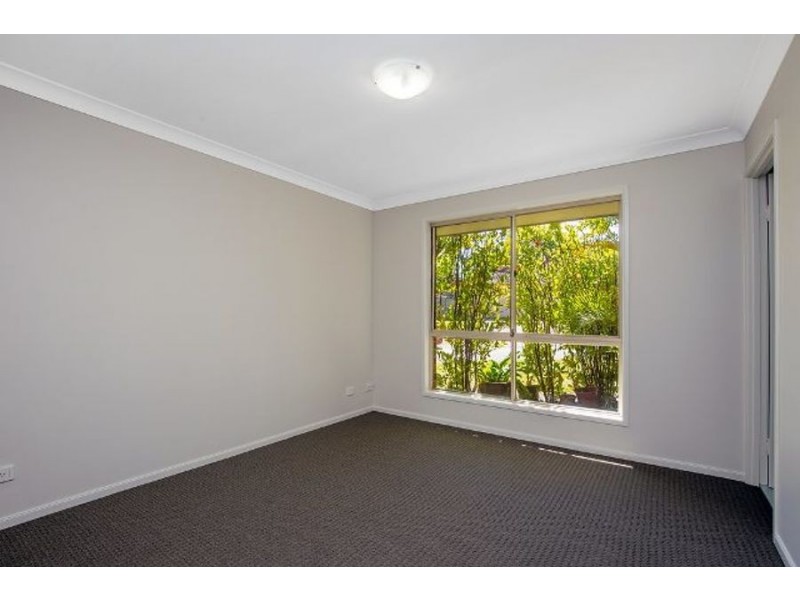 11 County Lane, Merrimac QLD 4226