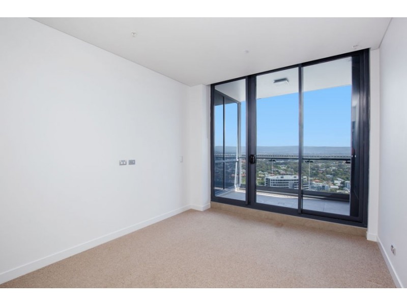 3012/2 Como Crescent, Southport QLD 4215