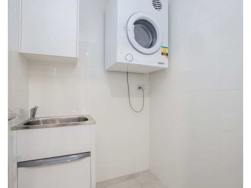 3112/2 Como Crescent, Southport QLD 4215